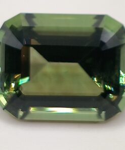 Quartz (12.3 ct)